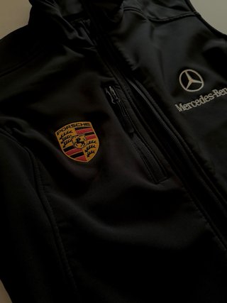 Chaleco Porsche & Mercedes-Benz Negro