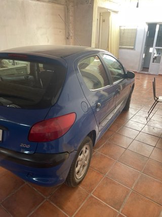 Peugeot 206