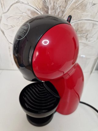 Cafetera Dolce Gusto Roja