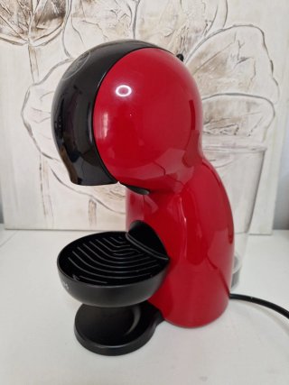 Cafetera Dolce Gusto Roja
