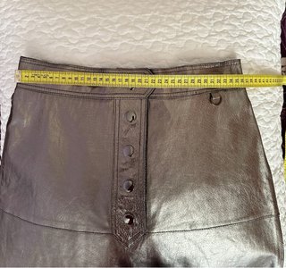 Falda Zara Piel Metalizado plata vieja.   Talla S