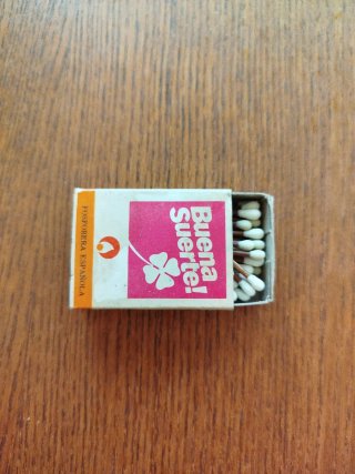 Scatola di fiammiferi vintage