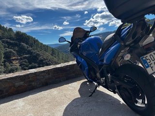 Triumph ST 1050 Sportbike Azul