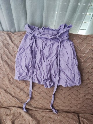 Vestido rojo de fiesta con un hombro