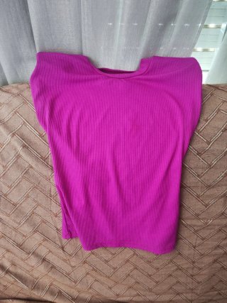 Vestido rojo de fiesta con un hombro