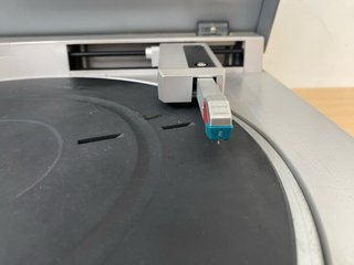Tocadiscos Sony PS-LX55