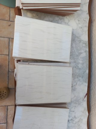 Baldosa cerámica Marazzi 90s España