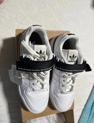 Zapatillas Adidas Forum Blancas y Negras Nuevas