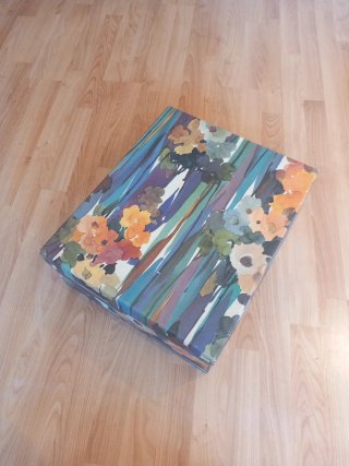 Caja decorativa floral