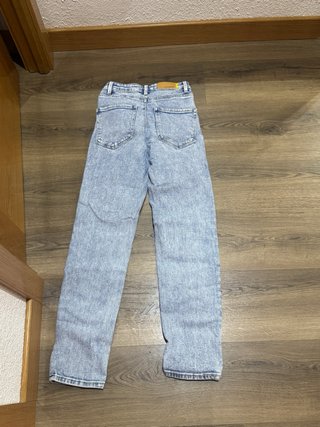 Pantalón vaquero Stradivarius azul
