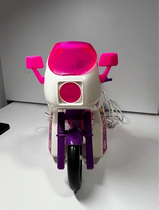 Moto barbie teledirigida