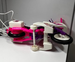 Moto barbie teledirigida