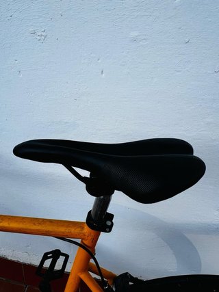 Bicicleta Fixie amarilla  Decathlon