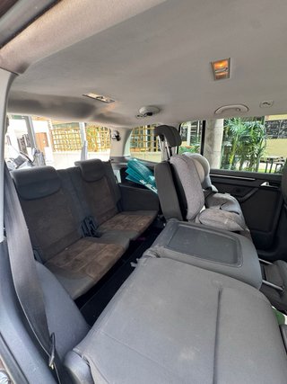 Volkswagen Touran 2011