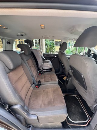 Volkswagen Touran 2011