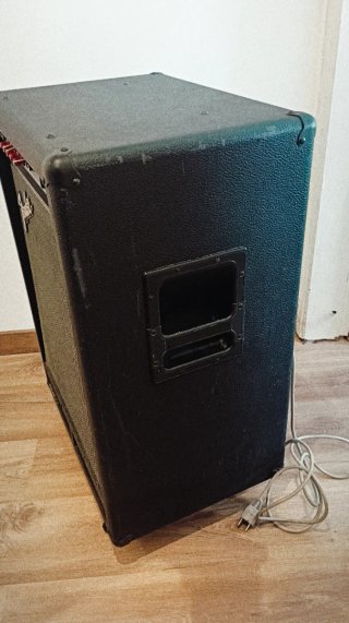 Fender BXR Bass 300C Amplificador Bajo