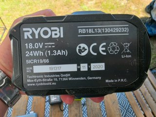 Cargador y Batería Ryobi ONE+ 18V