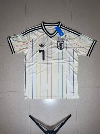 Camiseta Japón Mitoma 7 Adidas blanca