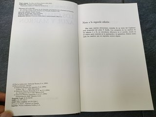 LOS CUADERNOS AZUL Y MARRÓN