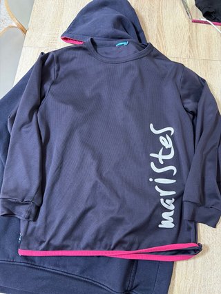 Sudadera y camiseta Maristes
