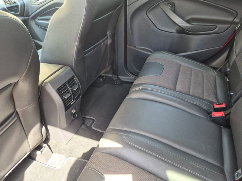 Ford Kuga 2.0 TDCi Titanium S 4x2 (2015) 2015, foto 9
