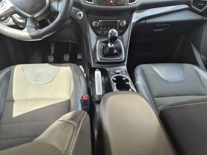 Ford Kuga 2.0 TDCi Titanium S 4x2 (2015) 2015, foto 10
