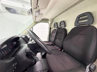 Citroën Jumper BlueHDi 103KW (140CV) Furgón 35L2H2