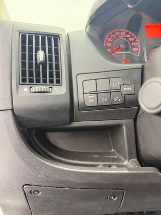 Citroën Jumper BlueHDi 103KW (140CV) Furgón 35L2H2