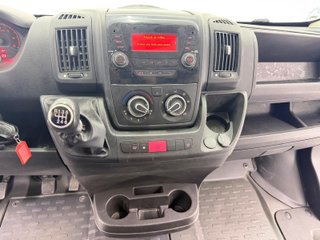 Citroën Jumper BlueHDi 103KW (140CV) Furgón 35L2H2