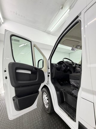 Citroën Jumper BlueHDi 103KW (140CV) Furgón 35L2H2