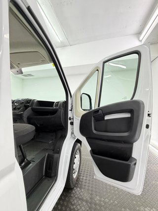 Citroën Jumper BlueHDi 103KW (140CV) Furgón 35L2H2