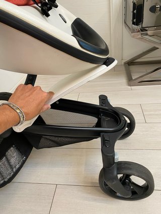 Passeggino Mima Xari originale bianco