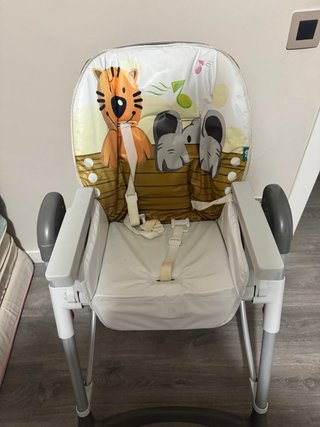 Silla de bebé regulable en altura