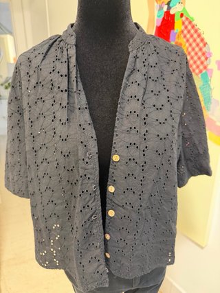 Camisa Zara Negra Brocada Manga Corta