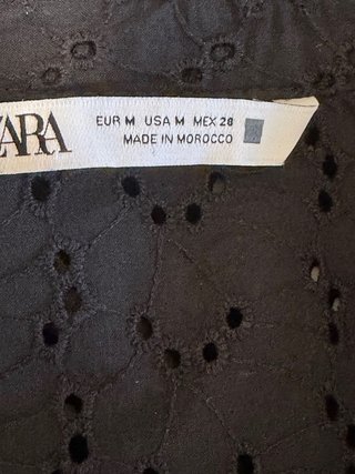Camisa Zara Negra Brocada Manga Corta
