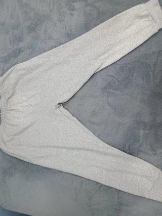 Pantalón chándal Adidas gris