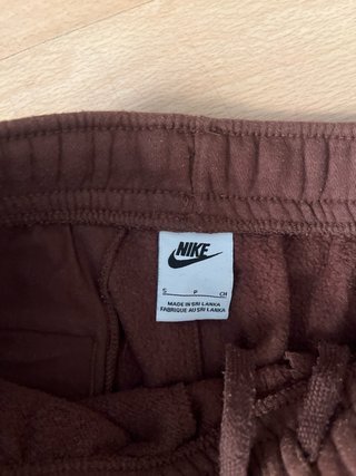 LOTE 4 Pantalones Nike Marrones