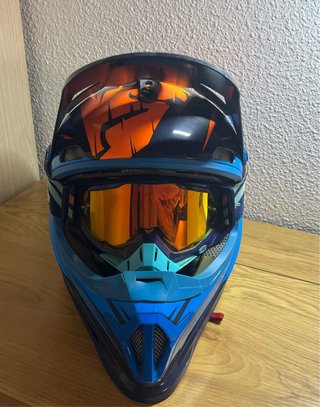 Casco Motocross THOR y Gafas 100%
