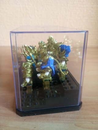 591B. Lego Caballeros del Zodiaco, 12 gold cloths