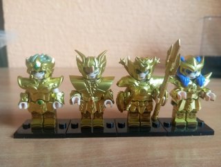591B. Lego Caballeros del Zodiaco, 12 gold cloths