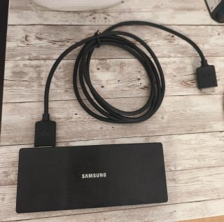 TV Samsung 65" Smart TV para anclar en pared