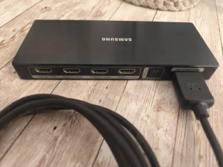 TV Samsung 65" Smart TV para anclar en pared