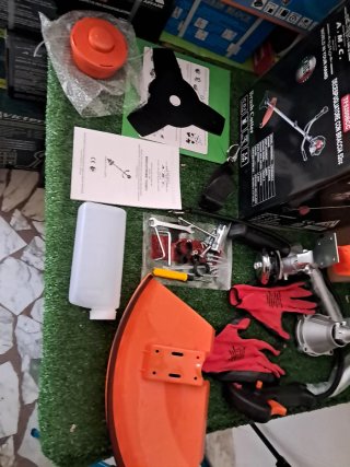 Decespugliatore 52cc con manico guida
