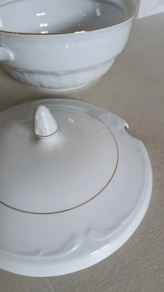 Sopera de porcelana blanca/dorada Włocławek