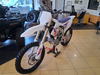 Yamaha YZ450F 2024 Edición Limitada