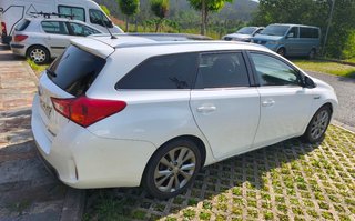 Toyota Auris TS Hybrid 2014 Familiar