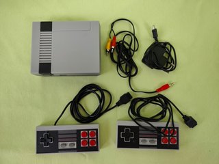 Consola retro tipo NES “Mini Game” con 620 juegos