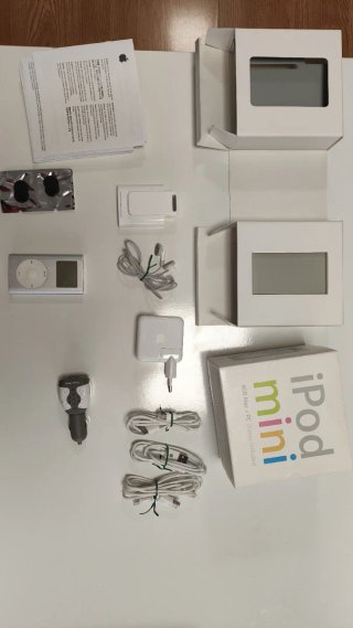 iPod mini 1ª Gen 4GB Plata