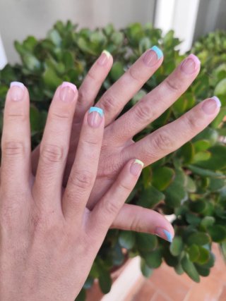 Servicio de manicura