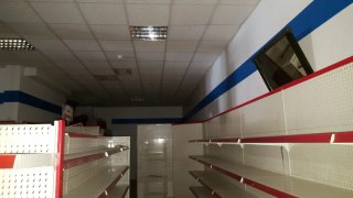 Estanterías y mobiliario comercial